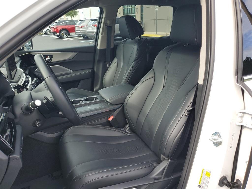 used 2025 Acura MDX car, priced at $49,500