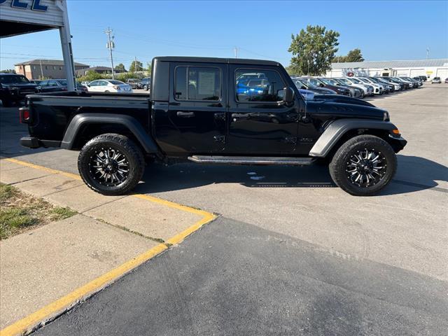 used 2020 Jeep Gladiator car, priced at $25,772