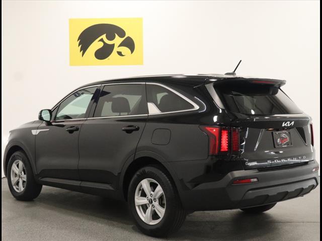 used 2022 Kia Sorento car, priced at $20,658