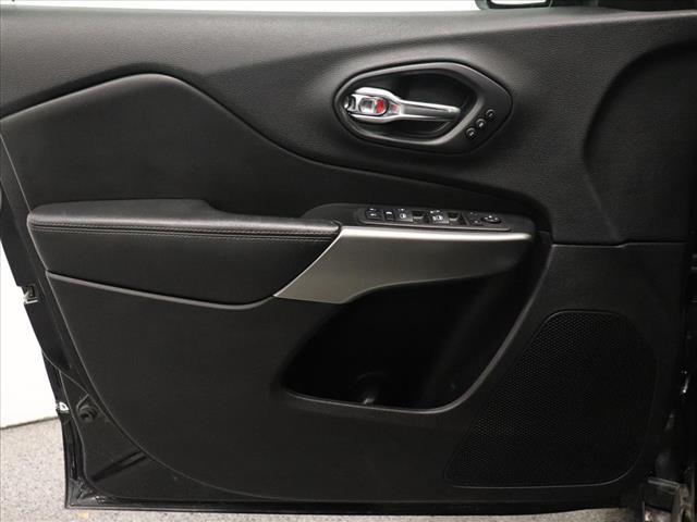 used 2020 Jeep Cherokee car, priced at $21,297