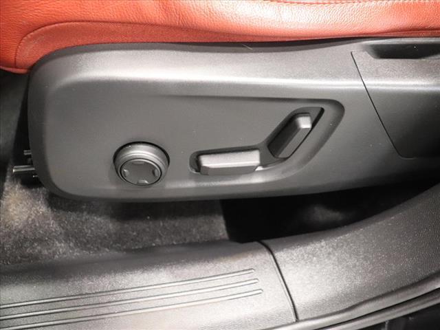 used 2019 Volvo XC40 car, priced at $20,780