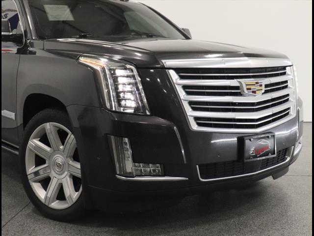 used 2018 Cadillac Escalade ESV car, priced at $35,616