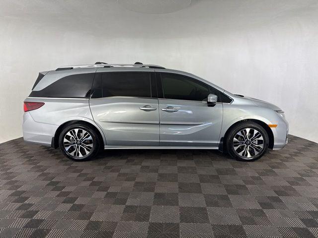 used 2025 Honda Odyssey car, priced at $45,700