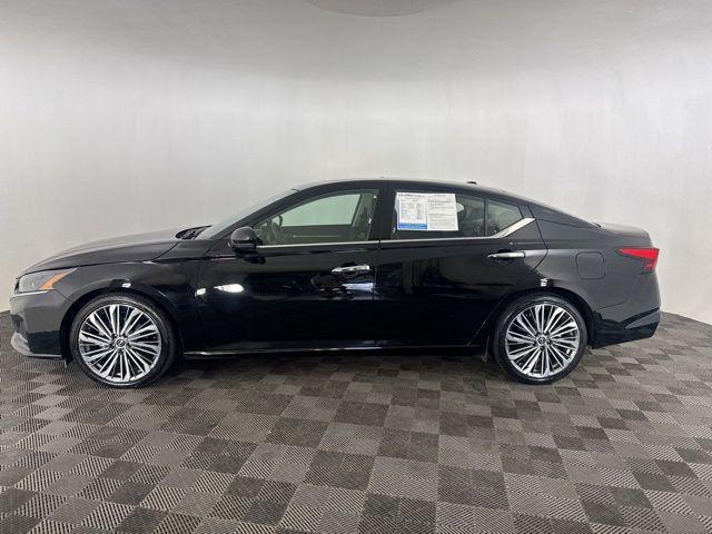 used 2023 Nissan Altima car, priced at $22,500