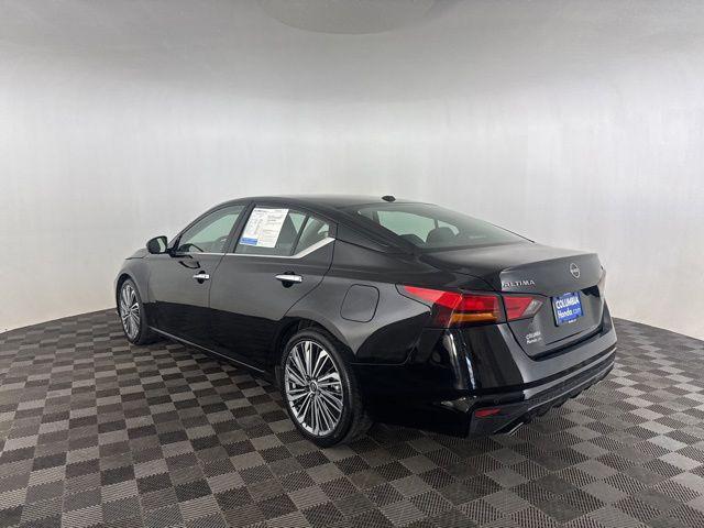 used 2023 Nissan Altima car, priced at $22,500