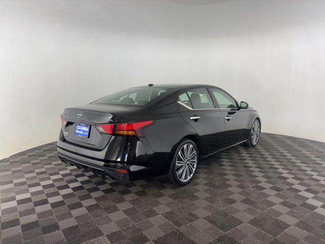 used 2023 Nissan Altima car, priced at $22,500