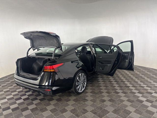 used 2023 Nissan Altima car, priced at $22,500