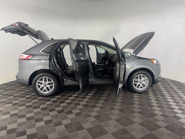 used 2024 Ford Edge car, priced at $25,500