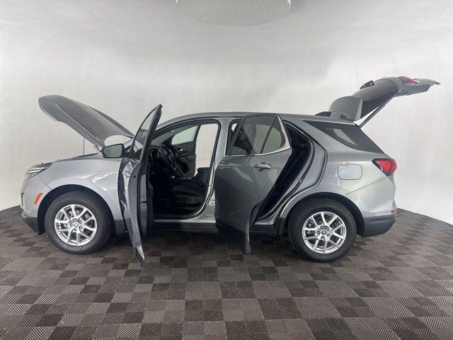 used 2023 Chevrolet Equinox car, priced at $23,700