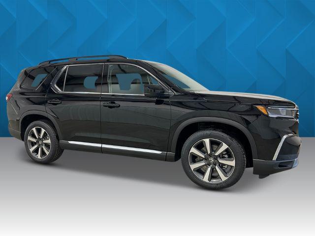 new 2025 Honda Pilot car, priced at $50,821