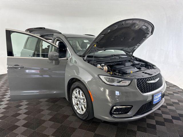 used 2022 Chrysler Pacifica car, priced at $23,800