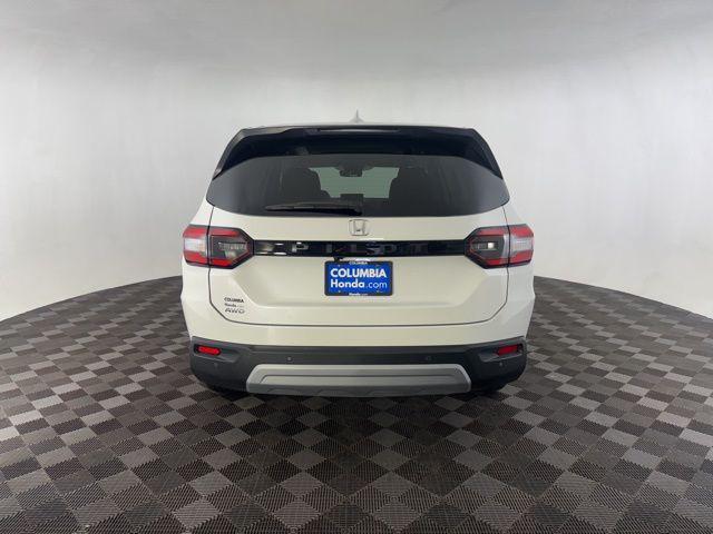 used 2025 Honda Pilot car, priced at $41,900