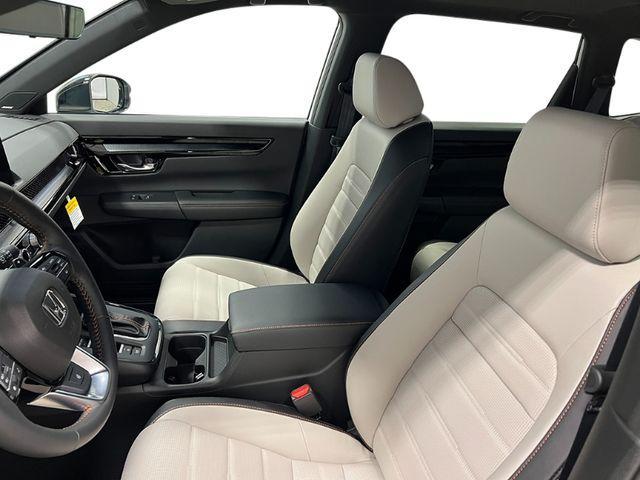 new 2025 Honda CR-V Hybrid car, priced at $42,195