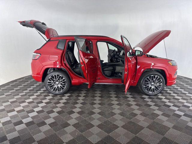 used 2023 Jeep Compass car, priced at $22,200