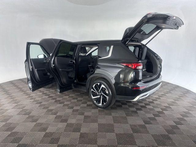 used 2024 Mitsubishi Outlander car, priced at $23,200