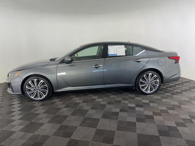 used 2023 Nissan Altima car, priced at $25,801