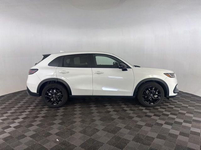 used 2025 Honda HR-V car, priced at $27,500