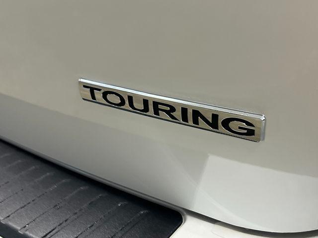 new 2026 Honda Odyssey car, priced at $45,811