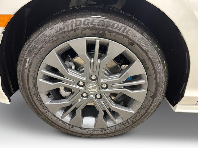 new 2026 Honda Odyssey car, priced at $45,811