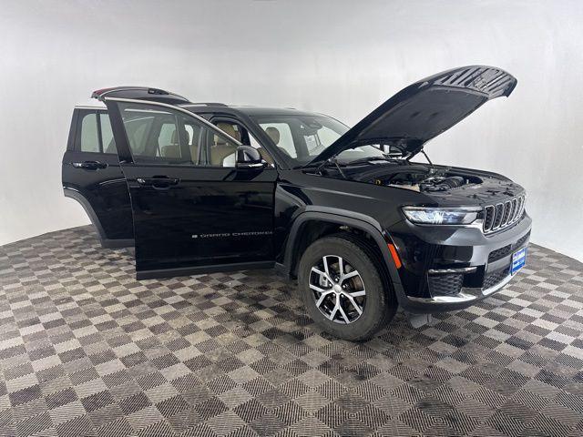 used 2023 Jeep Grand Cherokee L car, priced at $30,000