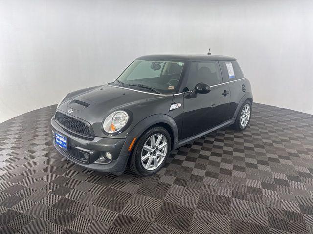 used 2013 MINI Hardtop car, priced at $8,000