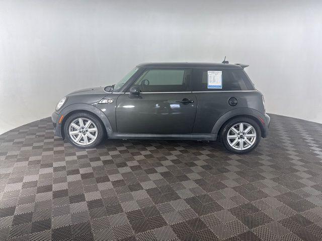 used 2013 MINI Hardtop car, priced at $8,000