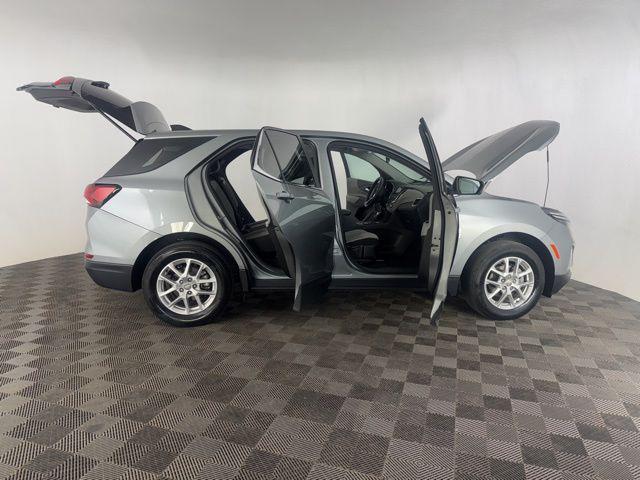 used 2023 Chevrolet Equinox car, priced at $21,000