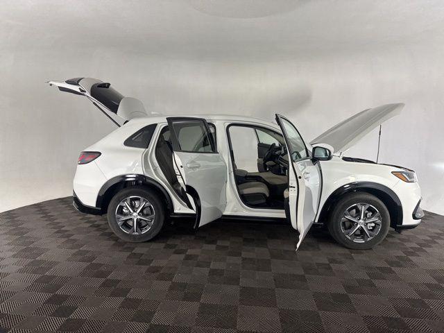 used 2025 Honda HR-V car, priced at $28,800