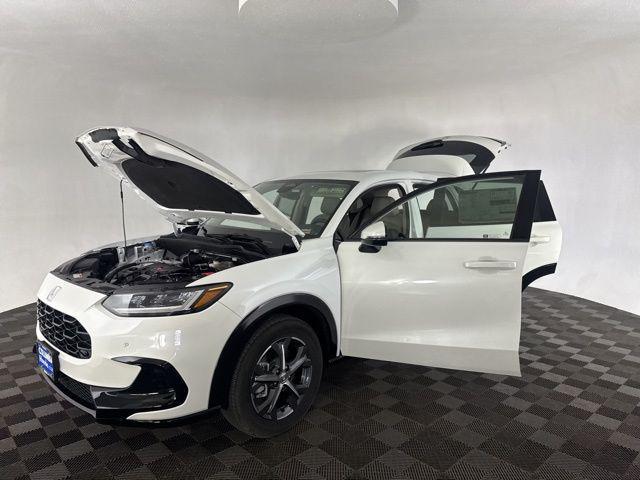 used 2025 Honda HR-V car, priced at $28,800