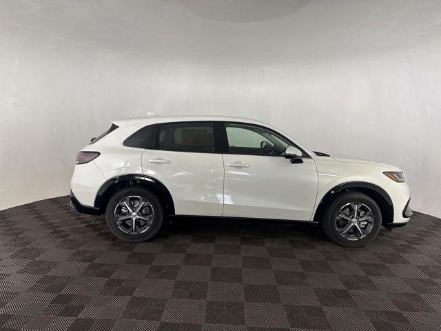 used 2025 Honda HR-V car, priced at $28,800