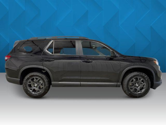 new 2025 Honda Pilot car, priced at $47,883