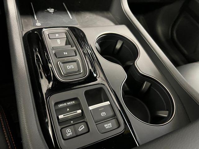 new 2025 Honda Pilot car, priced at $47,883