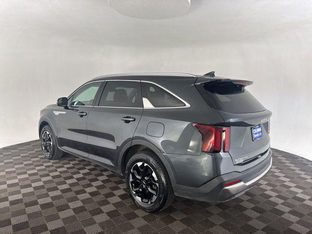 used 2024 Kia Sorento car, priced at $29,500