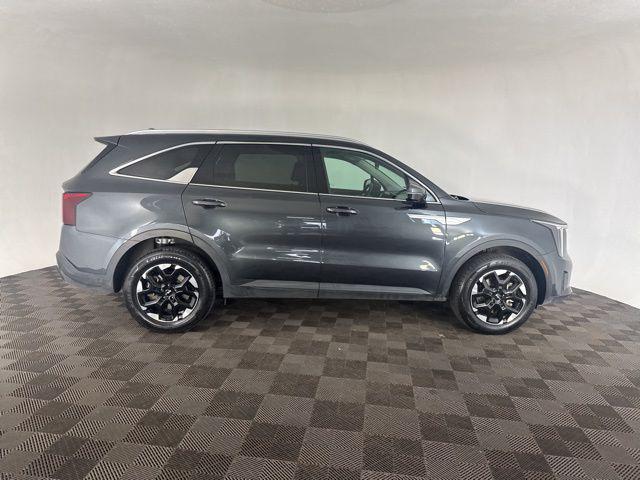 used 2024 Kia Sorento car, priced at $29,500
