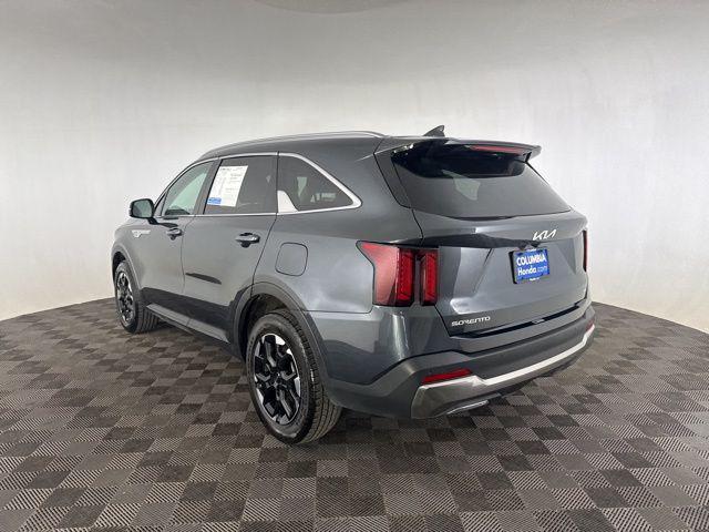 used 2024 Kia Sorento car, priced at $27,000