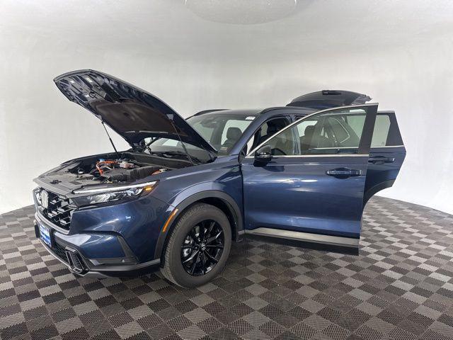 used 2025 Honda CR-V Hybrid car, priced at $38,000