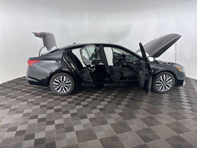 used 2023 Nissan Altima car, priced at $18,500
