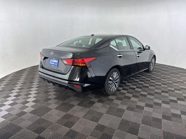 used 2023 Nissan Altima car, priced at $18,500