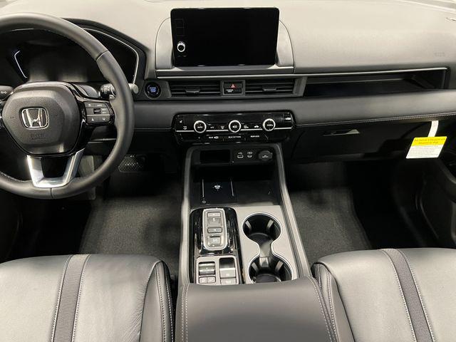 new 2025 Honda Pilot car, priced at $49,255