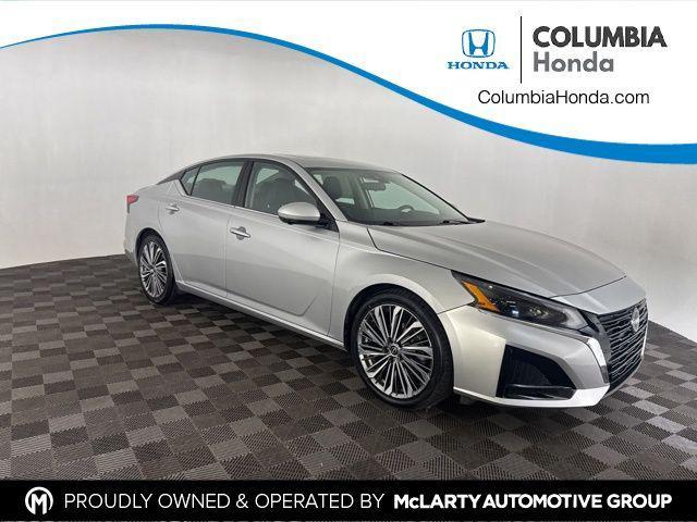 used 2023 Nissan Altima car, priced at $19,300