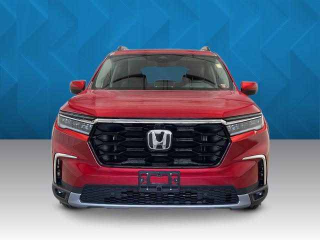new 2025 Honda Pilot car, priced at $51,248