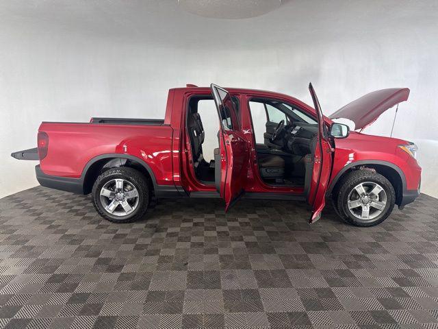 used 2025 Honda Ridgeline car, priced at $41,200