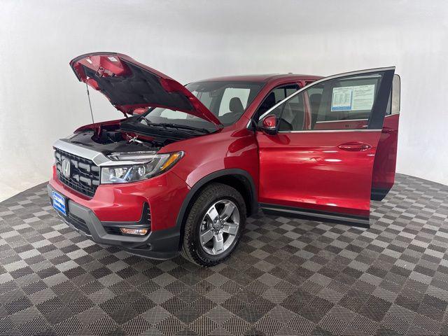 used 2025 Honda Ridgeline car, priced at $41,200