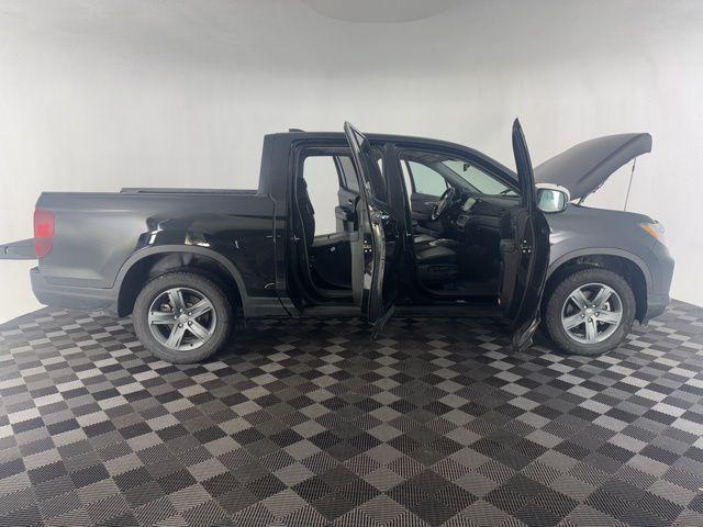 used 2023 Honda Ridgeline car, priced at $35,600