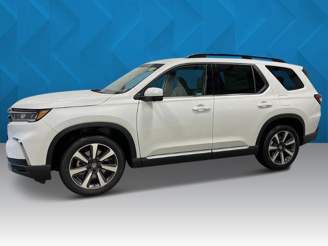 new 2025 Honda Pilot car, priced at $53,465