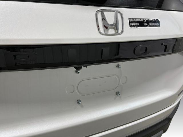 new 2025 Honda Pilot car, priced at $53,465