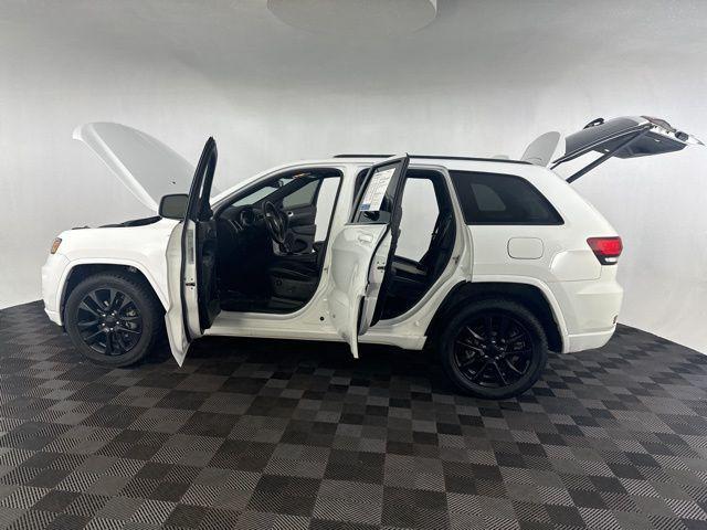 used 2019 Jeep Grand Cherokee car, priced at $25,300