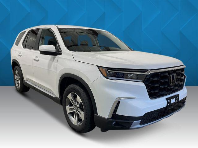 new 2025 Honda Pilot car, priced at $44,755