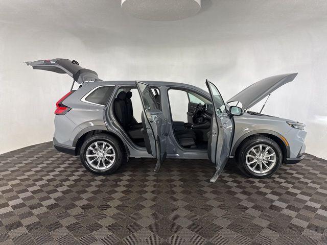 used 2025 Honda CR-V car, priced at $32,600