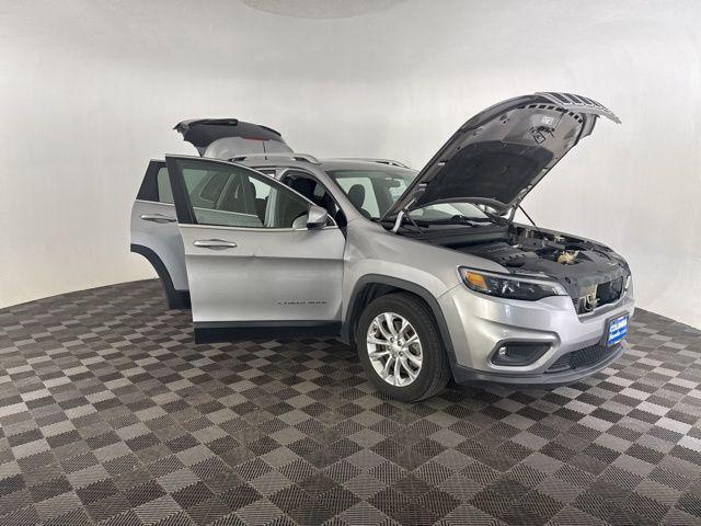 used 2019 Jeep Cherokee car, priced at $13,800